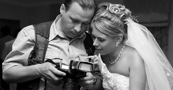 bride and photographer